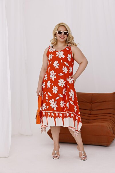 Siyezen Plus Size Asymmetrical Cut Dress with Buckle Detail