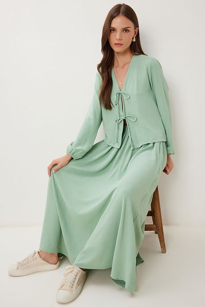 Lovelyİstanbul Lacing Detailed Ayrobin Blouse Skirt Set