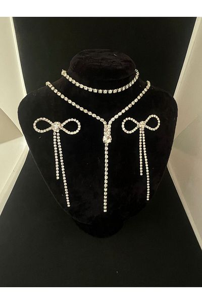 HKN AVM ACCESSORİES مجموعة فستان سهرة مع أقراط على شكل فيونكة من Su Yolu