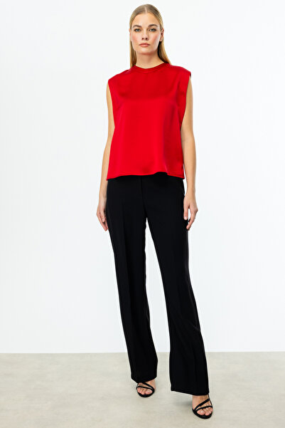 Mi Pret a Porter Mi Sıfır Yaka Kolsuz Saten Bluz