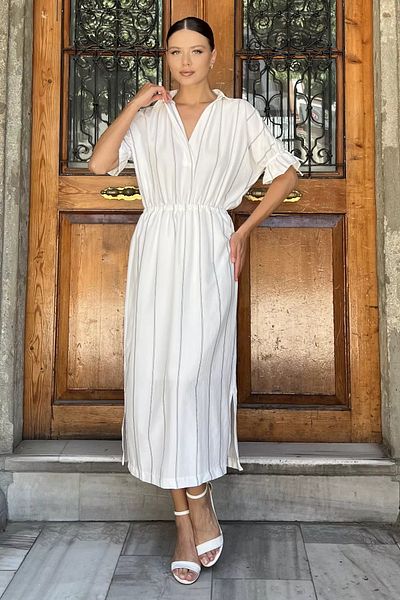 GÜLSELİ Κρεμ φόρεμα με κοντό μανίκι με ελαστική γραμμή μέσης