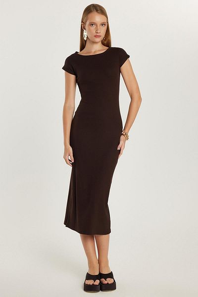 Tudors Rochie maro din țesătură modal pentru femei, slim fit, cu mânecă scurtă, cu decolteu