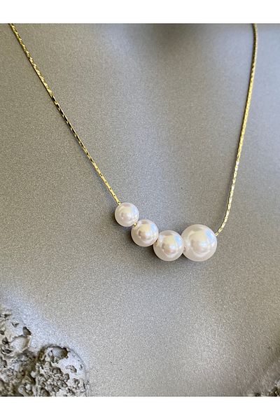 Lucios Pearl Necklace with Golden Craftsmanship (45 +5 cm)