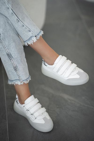 Parponi Tatu Banded Women's Sports Shoes White