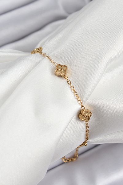 BESKAR 316L Steel Clover Model Gold Color Women's Bracelet