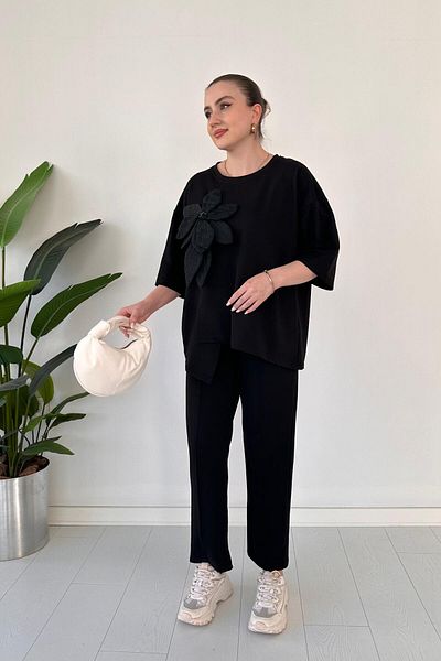 MaziButik Fake Flower Suit Black
