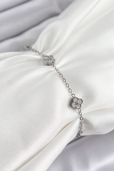 BESKAR 316L Steel Clover Model Silver Color Women's Bracelet