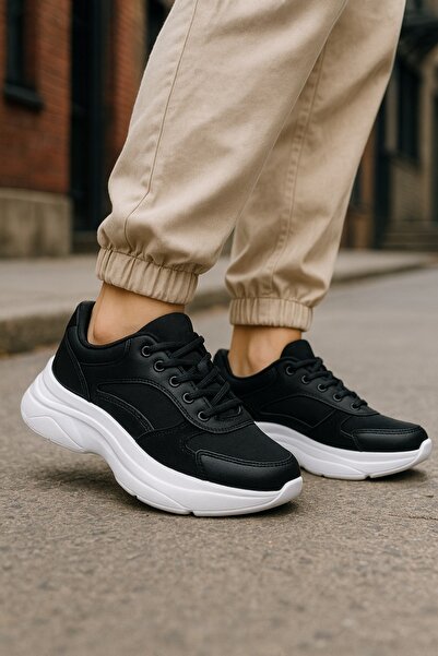 Trendova Premium Kalın Tabanlı Ortopedik Siyah-Beyaz Kadın Günlük Spor Ayakkabı