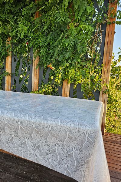 Rona Home Wicker Luxury Pvc Coated Erasable Table Cloth Waterproof Luxury Oilcloth Table Cloth with Lace Pattern