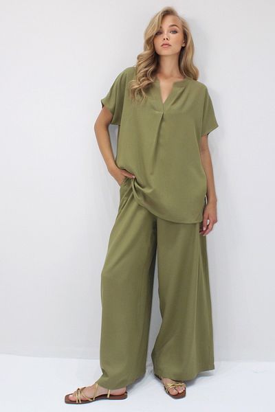 Trend Alaçatı Stili Women's Khaki Button Detailed Relaxed Fit Viscose Woven Double Suit Alc-X14244