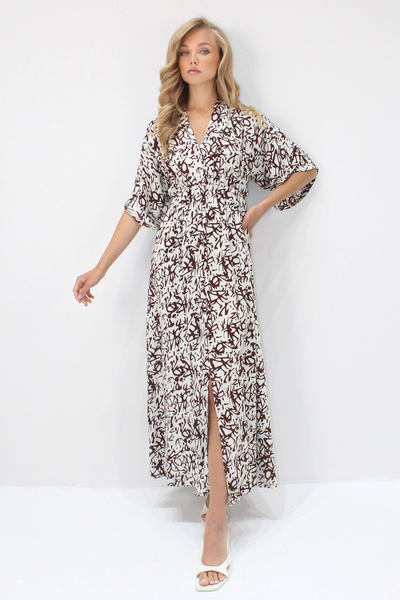 Trend Alaçatı Stili Kadın Kahve V Yaka Kruvaze Detaylı Yırtmaçlı Maxi Boy Dokuma Viskon Elbise ALC-X14216