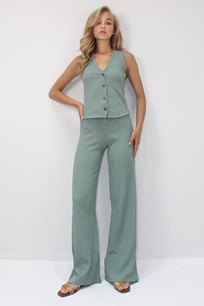 Trend Alaçatı Stili Women's Green V-Neck Buttoned Vest and Trousers Suit Alc-X13583
