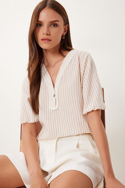 Happiness İstanbul Women's Biscuit Bone Laced Linen Blouse Tp00104