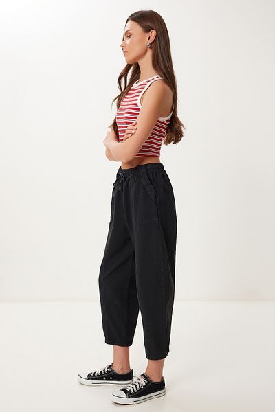 Happiness İstanbul Women's Black Capri Casual Gabardine Trousers Gp00019