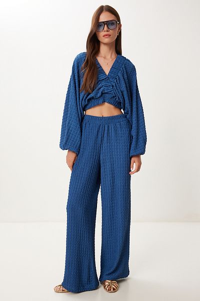 Happiness İstanbul Women's Cobalt Blue Textured Blouse Pants Suit Rv00214