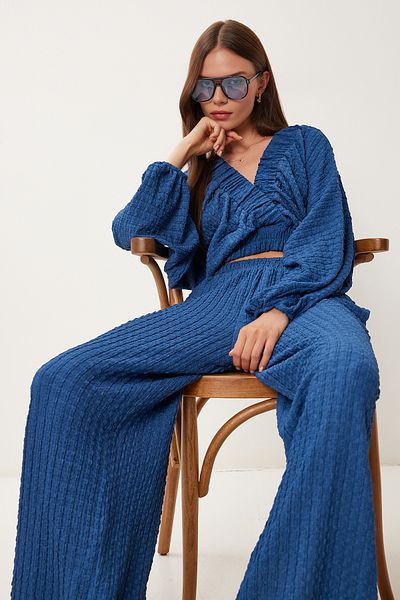 Happiness İstanbul Women's Cobalt Blue Textured Blouse Pants Suit Rv00214