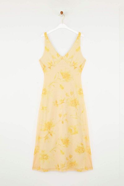 Trendyol Collection Light Yellow Fitted/Slim Fit Abstract Bow Maxi Tulle Stretchy Knitted Dress Twoss25El00361