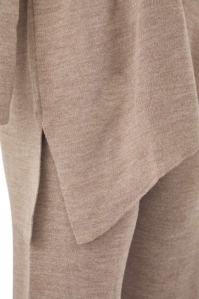 Trendyol Curve Nerzfarbenes Trikot-Unter-Oberteil-Set mit Stehkragen und Schlitzdetail TBBAW24CP00013