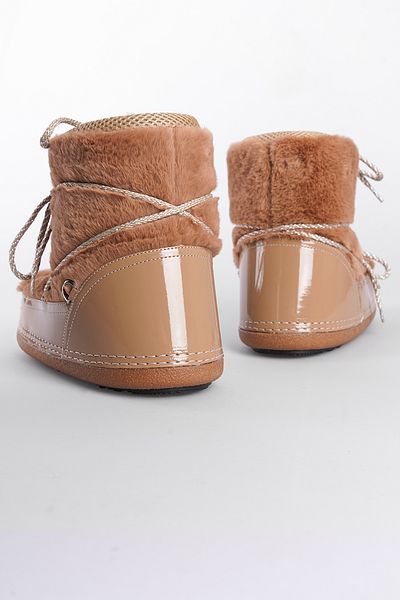 Capone Outfitters Chlupaté dámské sněhule s kulatou špičkou se silnou podrážkou