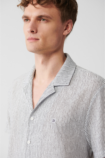 Avva Men's White Cuban Collar Easy-Iron Shirt A31Y2114