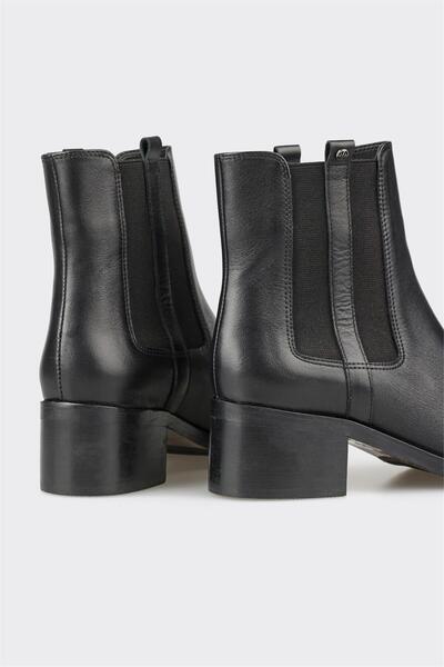 Elle Shoes Siyah Deri Kadın Topuklu Bot