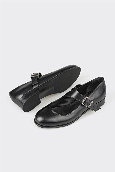Elle Shoes Black Leather Women's Casual Shoes
