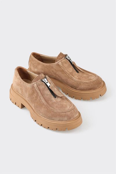 Elle Shoes حذاء كاجوال نسائي من الجلد باللون البني
