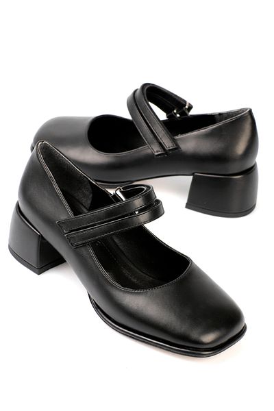 Capone Outfitters Pantofi Mary Jane cu vârf tocit cu cataramă dublă