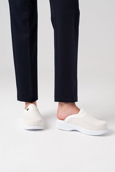 ÇİZGİ MEDİKAL White Classic Perforated Women's Sabo Slippers Orthopedic Hospital Doctor Nurse Slippers