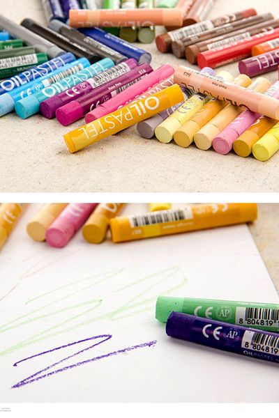 Mungyo 24-Piece Oil Pastel Cardboard Box