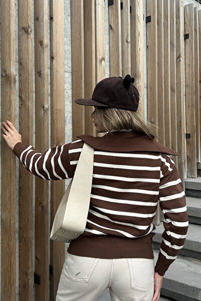 la & vetta Πλεκτό πουλόβερ με καφέ ριγέ φερμουάρ