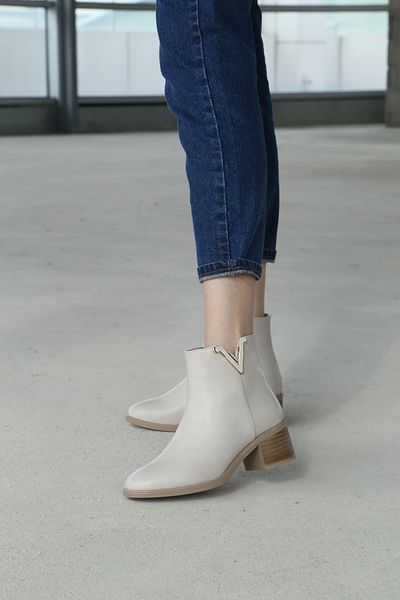 Letafia Sienna Faux Leather Ecru Stone Λεπτομερείς μπότες με τακούνι