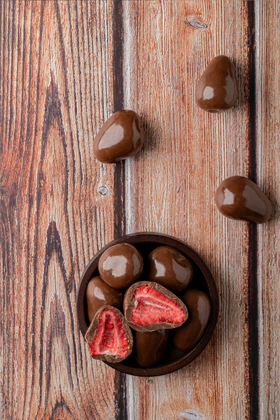 sekafarm Sütlü Çikolata Kaplı Çilek 80 gr – Doğal Premium Atıştırmalık