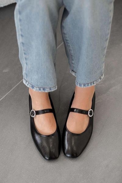 Parponi Amalia Women's Belt Detail Patent Leather Ballerina Black