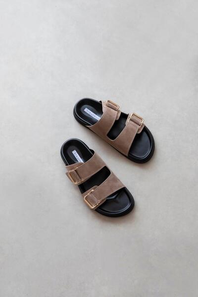 STRASWANS Axel Women's Buckle Detail Daily Comfort Suede Slippers Mink