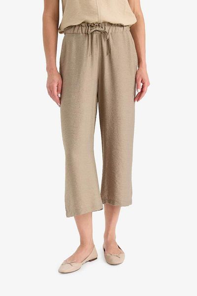 DeFacto Flexible Waist Pocket Straight Leg Capri A6764Ax25Sm