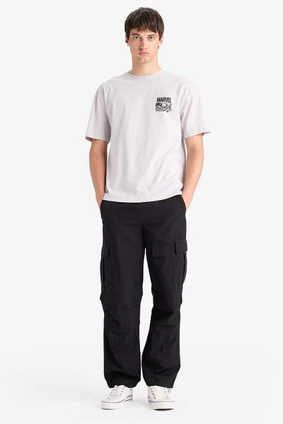 DeFacto 100% βαμβάκι Marvel Avengers Boxy Fit Crew λαιμόκοψη με στάμπα κοντομάνικο μπλουζάκι E0718ax25sm