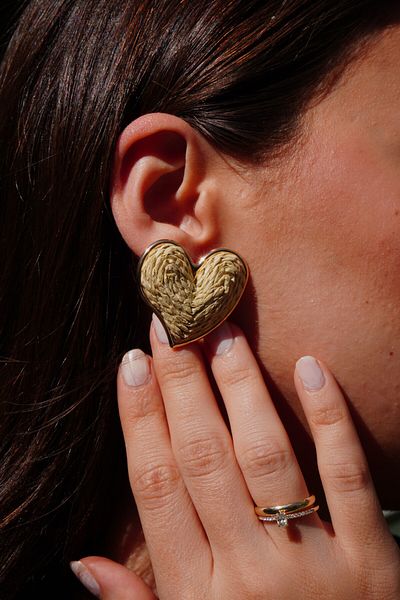 Rumon Wicker Knit Heart Earrings