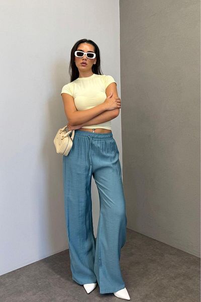 Madmext Pantaloni de damă cu picioare largi albastru petrol MG1982