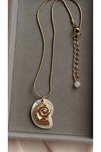 Limerence Spiral of the sea kolye, Deniz kabuğu uzun kolye