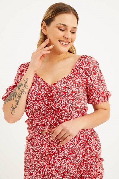 MYLİNE Square Neck Gathered Top