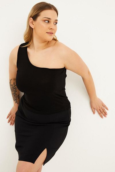 MYLİNE One Shoulder Crop Top