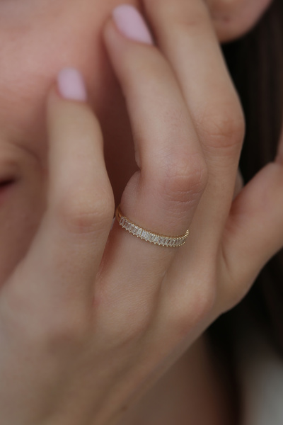 Altınkesesi 14 Ayar Altın Yarım Tur Baget Yüzük