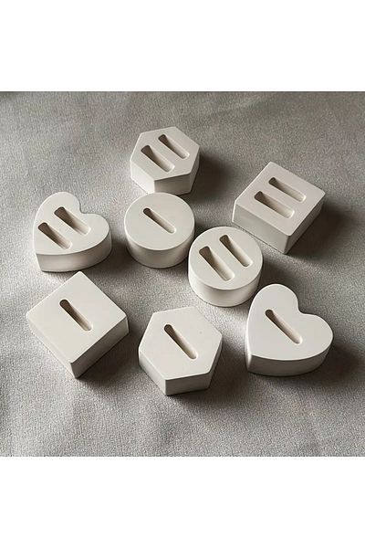 Le Majeur Decorative 8-Piece Ring Holder Organizer, Ring Stand, Engagement Promise Decoration Ring Holders