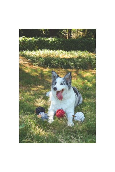 M-PETS Coto White Ball 9,5cm Knitted Ball Toy