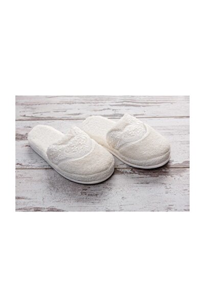 Gül Güler Dantelli Terlik Inci