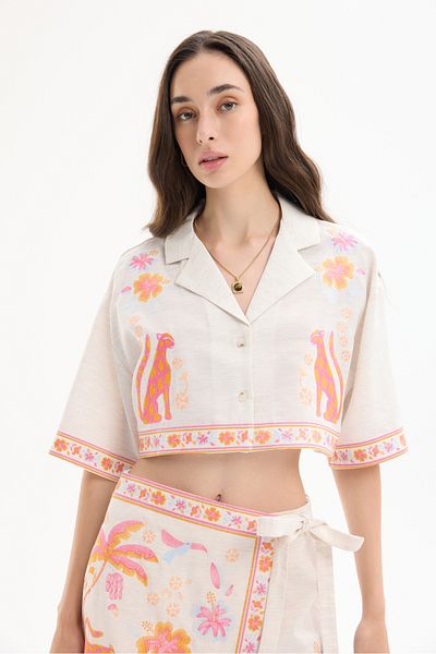 Quzu Cheetah Figured Floral Embroidered Linen Crop Shirt Natural