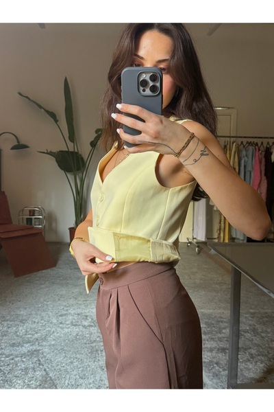 Gallogi Pastel Color Fitted Scuba V-Neck Buttoned Vest