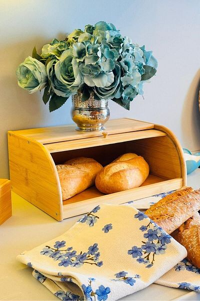 Makri Luxury Natural Bamboo Bread Bowl, Bread Basket with Sliding Lid