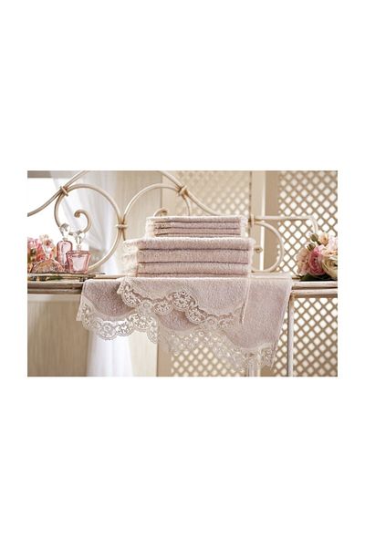 Gül Güler Lacy Bath Towel Pearl